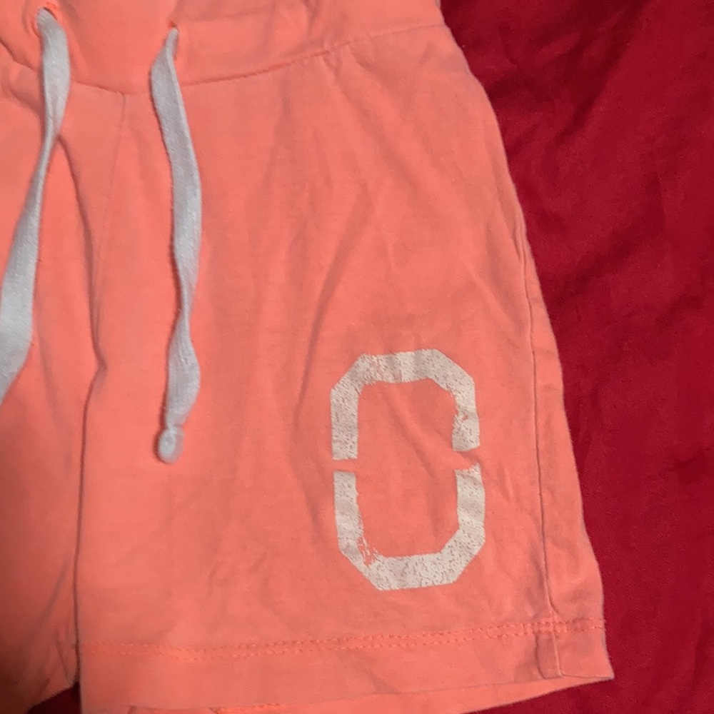 Shorts - Picture 2 of 5